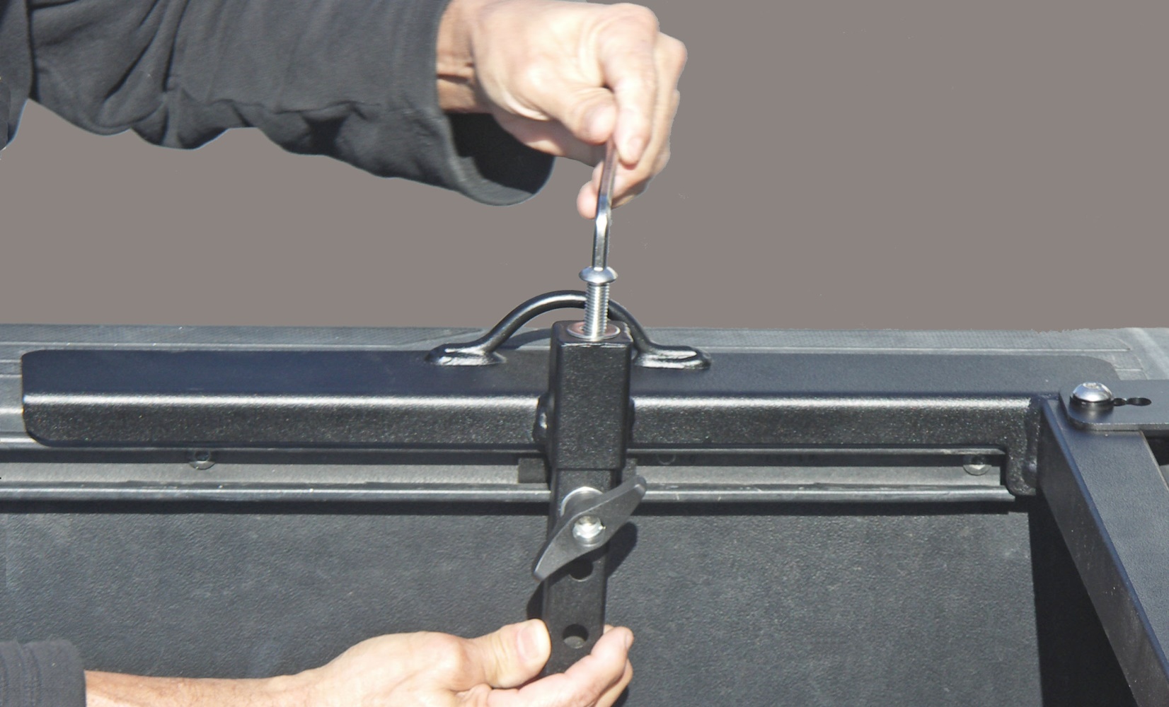 RACK INSTALLS EASILY WITHOUT DRILLING